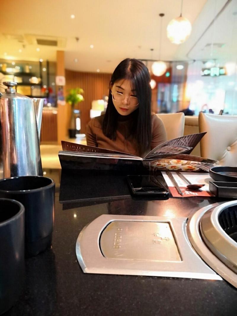 Featured image of post [草榴吃瓜] 巨乳少妇居家日常惨被流出[19P][1V]